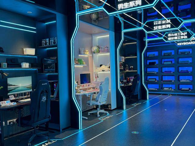 ：傲风电竞椅门店的场景化创新开元棋牌网站打造沉浸式体验(图4)